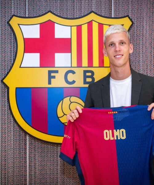 El Barcelona pide a la RFEF “una nueva licencia” para Dani Olmo y Pau Víctor y LaLiga le responde que sigue sin cumplir el control financiero