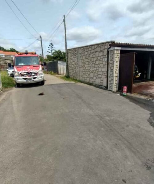 Incendio nun garaxe con cociña no lugar de O Rego, no municipio da Pobra do Caramiñal