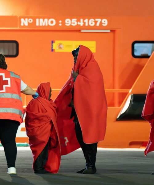 El Supremo ordena al Gobierno medidas urgentes con los menores solicitantes de asilo de Canarias