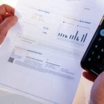 La fuerte bajada en el precio mayorista de la luz reduce el impacto por el apagón