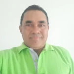 Carlos Arturo López Dimas deslumbra con su ópera prima literaria