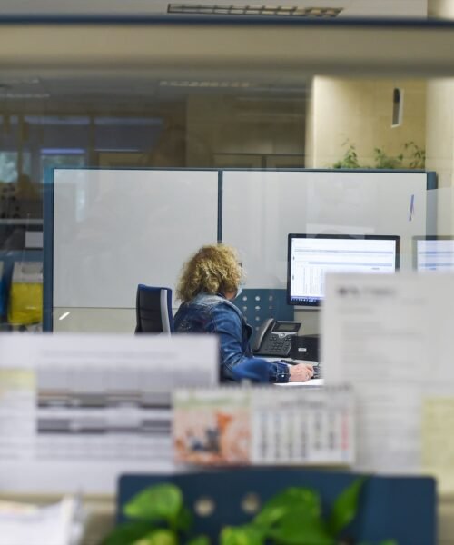 Los sindicatos rechazan la propuesta de oferta de empleo público del Gobierno que rebaja las cifras de 2024