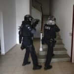 Abatido por los Mossos un hombre tras matar a su hermano y atrincherarse en Calldetenes (Barcelona)