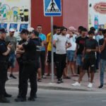 Torre Pacheco se atrinchera en el miedo por la “cacería” a inmigrantes: “No hay paz para nadie”