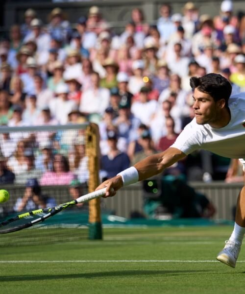 Alcaraz el infranqueable ya pisa los octavos de Wimbledon