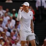 Jannik Sinner – Carlos Alcaraz, la final de Wimbledon en directo | Sinner se anota un juego en blanco y amplía su ventaja (4-6, 6-4, 6-4, 3-1)