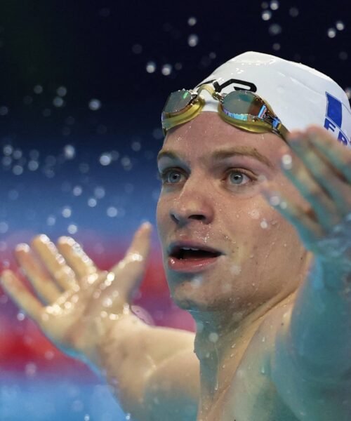 Marchand pulveriza el récord de Lochte de 200 metros estilos