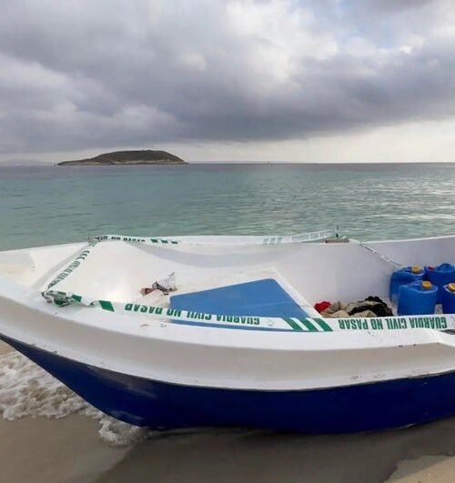 La huida en furgoneta de inmigrantes llegados en patera  desata la ofensiva de Prohens contra Sánchez por «abandonar» a Baleares