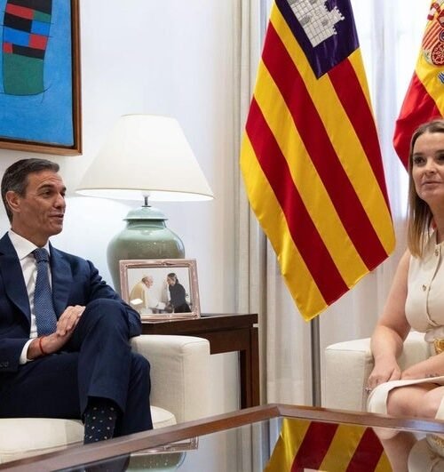 Prohens «suplica» a Sánchez que frene el envío masivo de menores inmigrantes a Baleares