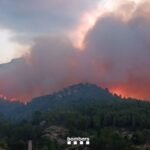 Illa solicita la intervención de la UME tras el empeoramiento del incendio de Paüls (Tarragona)