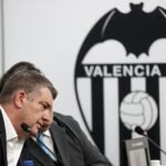 Ron Gourlay, CEO del Valencia CF, fía su plan a Carlos Corberán: “El año pasado estábamos en modo supervivencia, este es diferente”