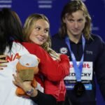 Summer McIntosh asalta el reino de Katie Ledecky en la carrera más esperada del Mundial de natación