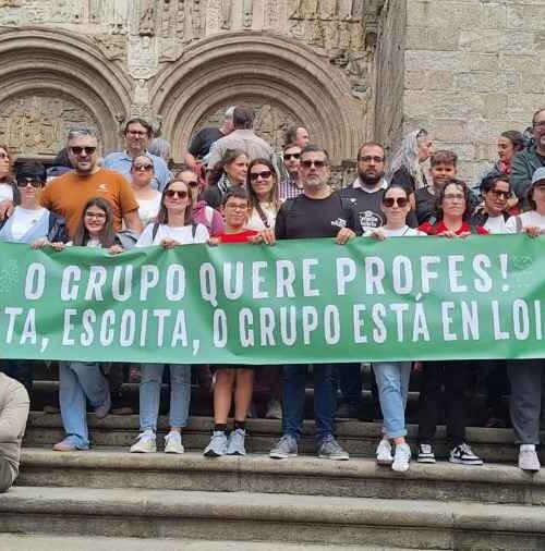 A Anpa do CEIP O Grupo de Ribeira súmase á mobilización polo ensino público en Santiago