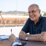 Isidor Marí: «La idea de ‘Flors de baladre’ ha fracasado estrepitosamente, pero yo seguiré cantando»