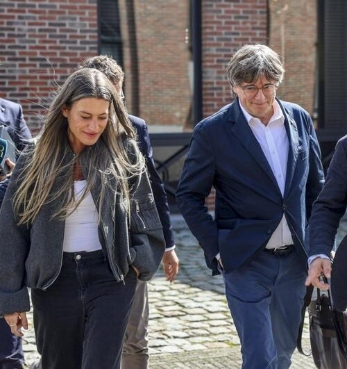 Junts desgastará al PSC en el Parlament aprovechando la debilidad de Pedro Sánchez