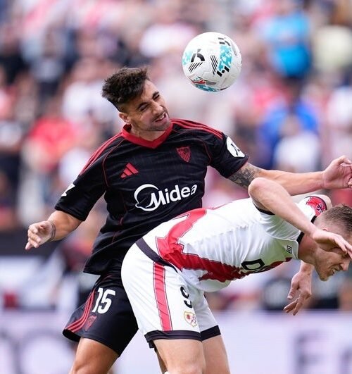 Las alternativas de Almeyda para suplir a Azpilicueta en el eje de la zaga del Sevilla FC