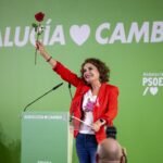Montero carga contra Juanma Moreno por los errores en el cribado del cáncer de mama: «Lo que le interesa es tapar el testimonio de las mujeres»