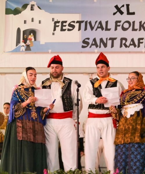 Baile y música popular en Sant Rafel para celebrar el Festival Folklòric
