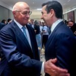 Torres a Oliu: “Enhorabuena, Josep, ha sido una sorpresa el resultado”. “También para mí”.