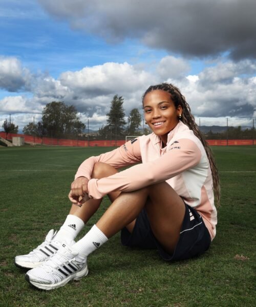 Vicky López, la mejor futbolista joven de Europa: “Cuando regateo a alguien me sale la sonrisa”