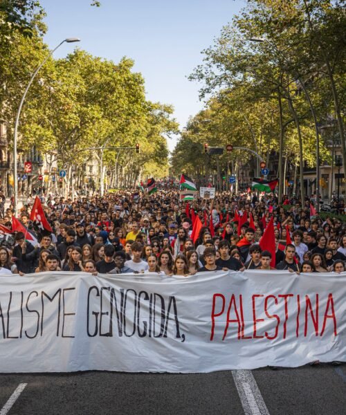 Miles de trabajadores y estudiantes protestan en toda España para apoyar a Palestina