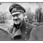 Nuestro hombre en el claustrofóbico búnker de Hitler en las postreras horas de Berlín