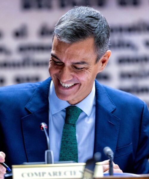 Tensión, burlas y un caótico interrogatorio del PP a Sánchez en la comisión del Senado: “Tal y como ha ido, encantado de venir”