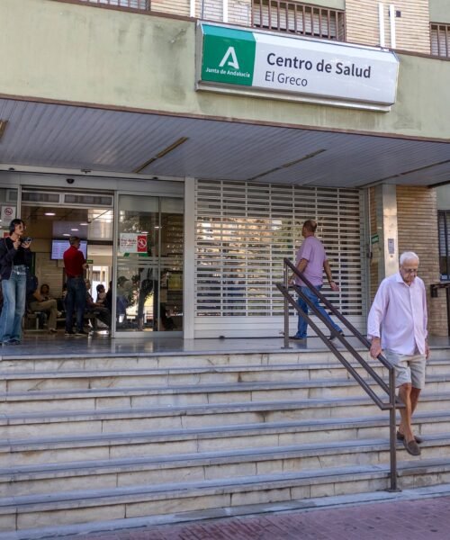 Andalucía multiplica los retrasos de hasta tres semanas para ver al médico de cabecera