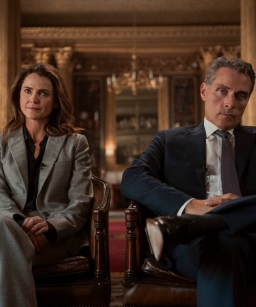 ‘La diplomática’ y ‘Reclutas’, del lujo al barro