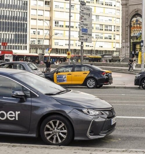 ‘Este podría ser tu último viaje’: la patronal de las VTC alerta de la desaparición del servicio si sale adelante la ley el Taxi catalana