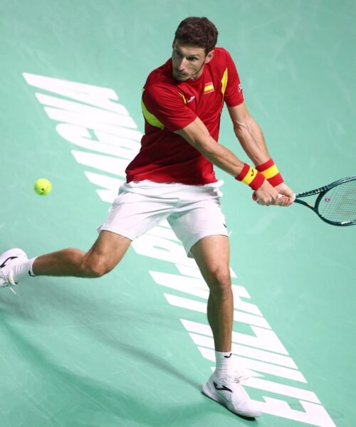 Carreño cae ante Mensik y España queda contra las cuerdas