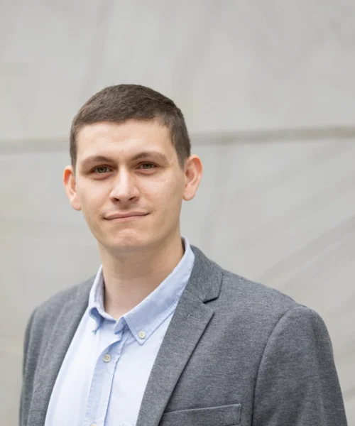 Sergio Adan Ibañez debuta con una mirada única al corazón humano en su novela “La variable del amor”