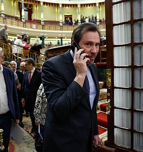 Junts pide que el ministro Puente comparezca «urgentemente» por la «mala gestión de la crisis ferroviaria» en Adamuz