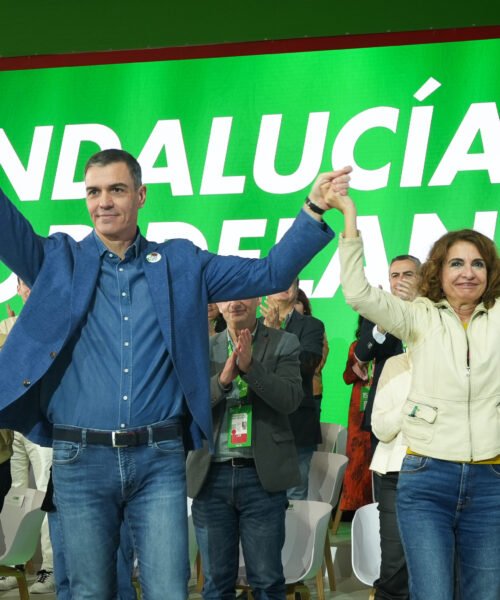 Montero cumple un año al frente del PSOE-A con el estigma de las cesiones a Cataluña y las encuestas en contra