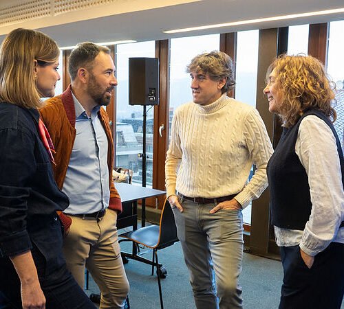 Los socialistas acusan al PNV de «deslealtad,  demagogia y oportunismo» en el Topo en la batalla preelectoral de Donostia