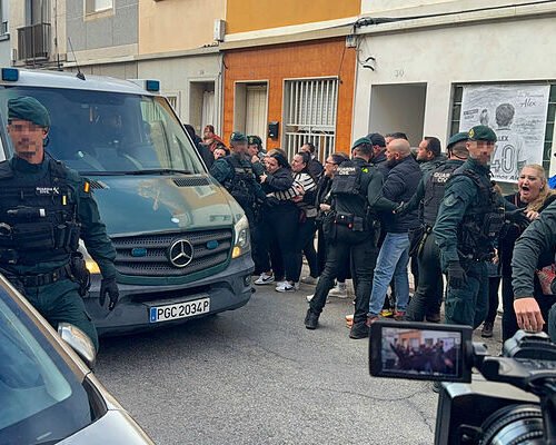 El asesinato de Alex, de 13 años, se produjo en el baño de la casa de su agresor en Sueca a la que acudió para jugar con su amigo