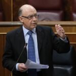 El juez del caso Montoro reclama más documentación de Equipo Económico y prorroga la instrucción