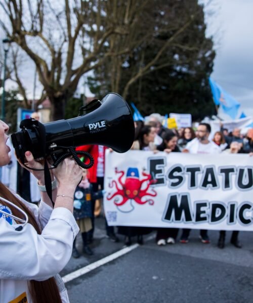 Los médicos aumentan la presión sobre Sanidad y convocan una semana de huelga al mes hasta junio