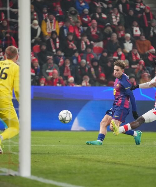 El Barça honra a las porterías frente al Slavia de Praga