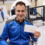 Un billete ‘millonario’ por tres minutos de ingravidez: el español Alberto Gutiérrez se asoma al espacio