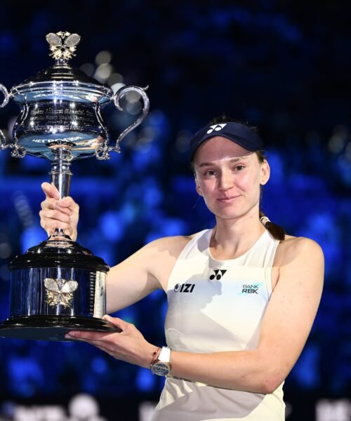 Rybakina y su tenis gélido neutralizan (otra vez) a la nerviosa Sabalenka