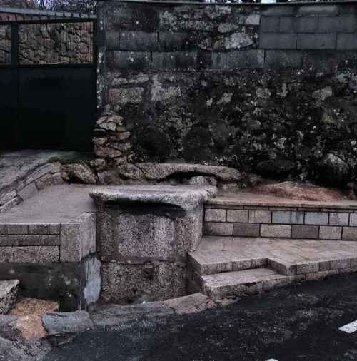 O Concello de Ribeira acomete a limpeza das fontes e lavadoiros do municipio