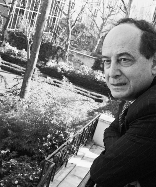 Se accede por un umbral