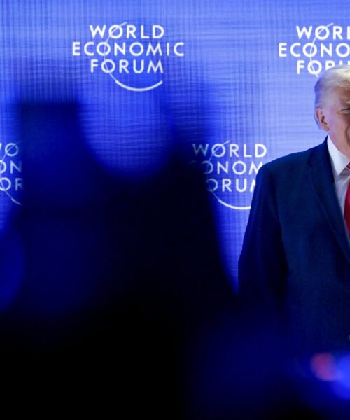 Trump descarta el uso de la fuerza en Groenlandia y anuncia las bases para un acuerdo