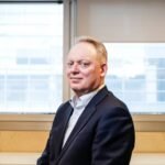 Jens Eskelund, presidente de la Cámara de Comercio de la UE en China: “Si Europa no actúa, veremos industrias abandonando el continente en los próximos años”