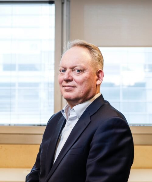 Jens Eskelund, presidente de la Cámara de Comercio de la UE en China: “Si Europa no actúa, veremos industrias abandonando el continente en los próximos años”