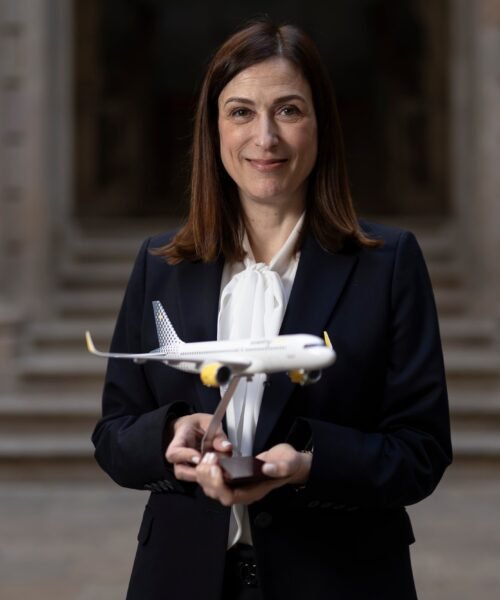Carolina Martinoli (Vueling): “Mi madre iba a la peluquería antes de un vuelo y ahora, con el ‘low cost’, los jóvenes improvisan viajes”