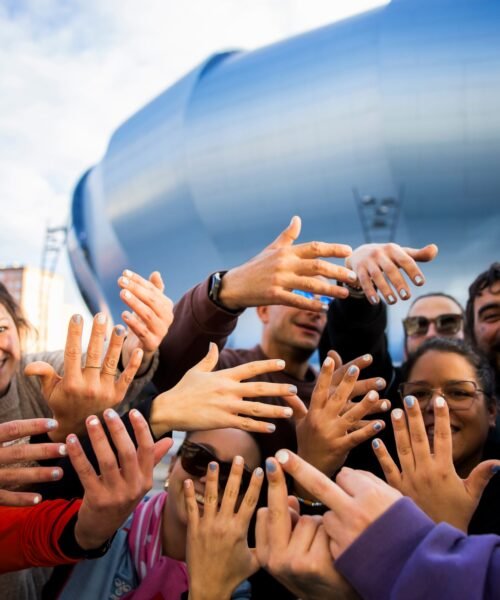 Manicura contra la homofobia: “Apoyamos a Borja Iglesias y nos posicionamos contra el odio y la discriminación”