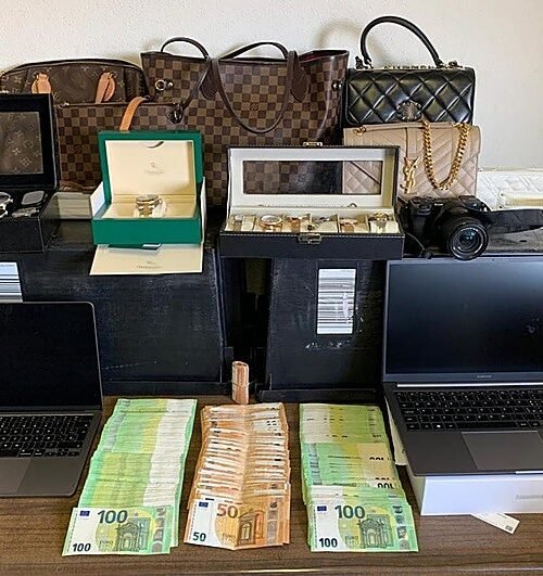 Desarticulada una red que desde Barcelona robó mas de tres millones de mercancía de Amazon para revenderla