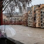 Un desaparecido en Gerona al ser arrastrado su coche por una riera durante el temporal de levante que azota Cataluña